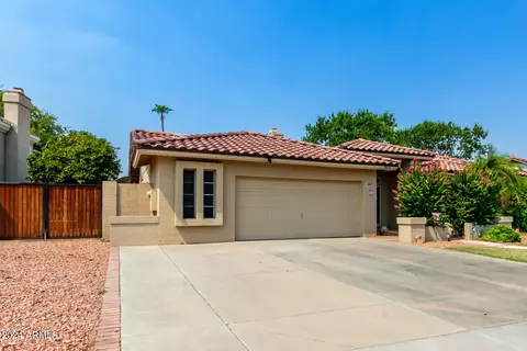 7121 W Columbine Dr, Peoria, AZ 85381