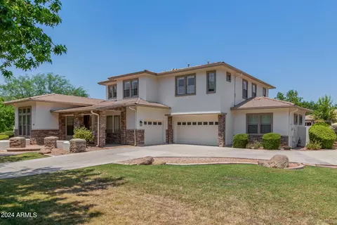 Exterior - 3088 E Morrison Ranch Pkwy, Gilbert, AZ 85296 photo 3 of 27