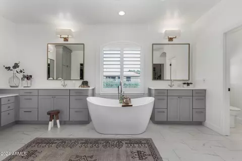 Bath - 3088 E Morrison Ranch Pkwy, Gilbert, AZ 85296 photo 5 of 10