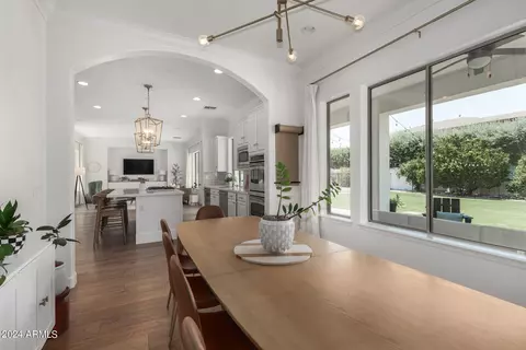 Dining - 3088 E Morrison Ranch Pkwy, Gilbert, AZ 85296 photo 3 of 3