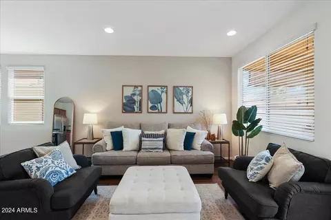 2313 E Beautiful Ln, Phoenix, AZ 85042 photo 6