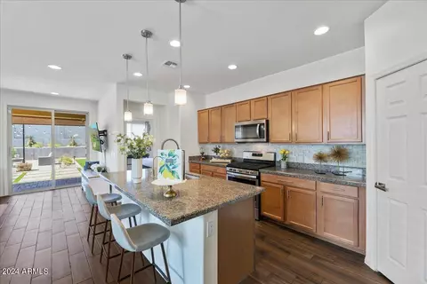 2313 E Beautiful Ln, Phoenix, AZ 85042 photo 10