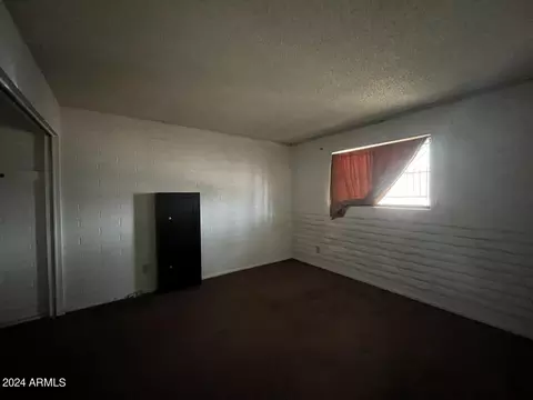 102 W Winston Dr, Phoenix, AZ 85041 photo 10
