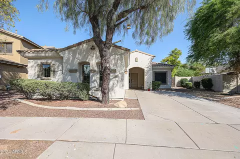 1375 S 173rd Dr, Goodyear, AZ 85338