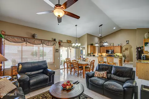 4207 E Wescott Dr, Phoenix, AZ 85050 photo 18