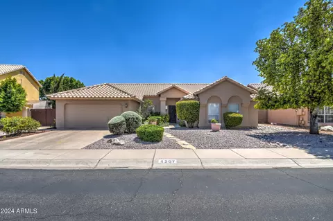 4207 E Wescott Dr, Phoenix, AZ 85050
