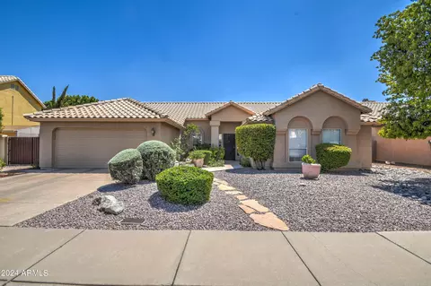 4207 E Wescott Dr, Phoenix, AZ 85050 photo 2