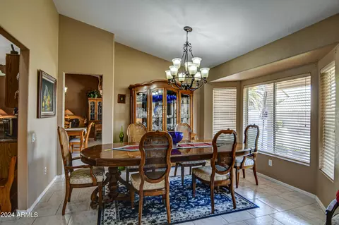 4207 E Wescott Dr, Phoenix, AZ 85050 photo 13