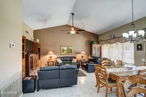 4207 E Wescott Dr, Phoenix, AZ 85050 photo 15
