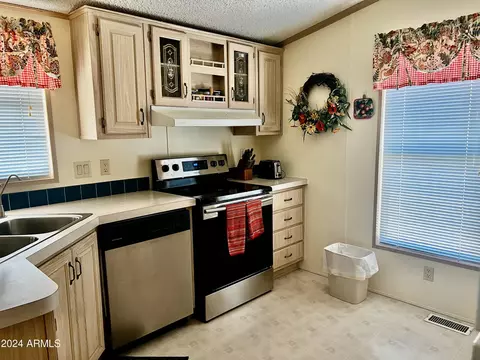 2400 E Baseline Ave E #246, Apache Junction, AZ 85119 photo 30