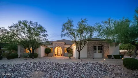 8246 E Kael St, Mesa, AZ 85207