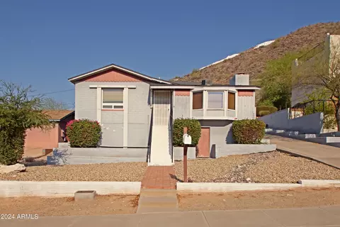 9622 N 1st Ave, Phoenix, AZ 85021