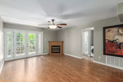 3314 N 68th St #232, Scottsdale, AZ 85251