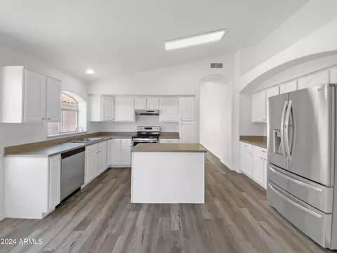 7426 E Knowles Ave, Mesa, AZ 85209 photo 10