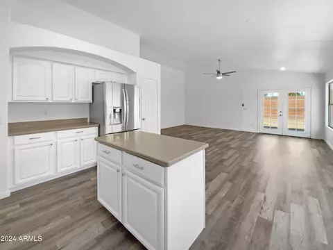 7426 E Knowles Ave, Mesa, AZ 85209 photo 13