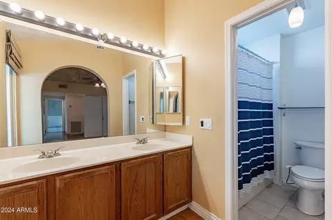 4176 E Cholla Canyon Dr, Phoenix, AZ 85044 photo 7