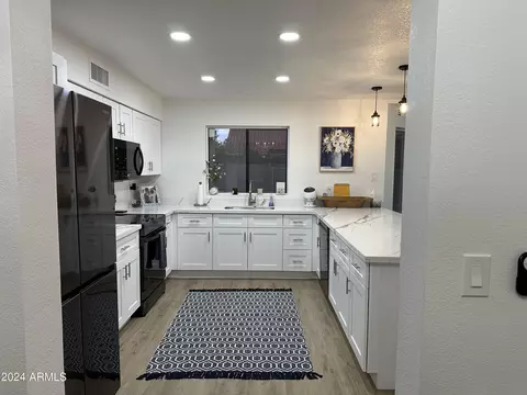 5917 E Fox Cir, Mesa, AZ 85205 photo 6