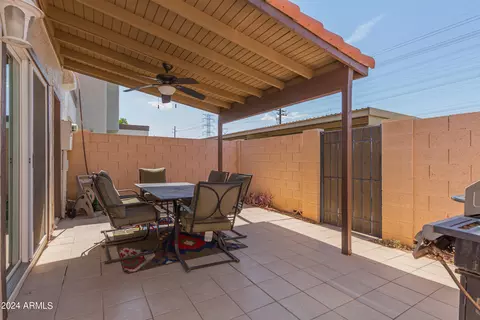 916 E Diamond Dr, Tempe, AZ 85283 photo 23