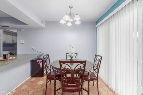 916 E Diamond Dr, Tempe, AZ 85283 photo 8