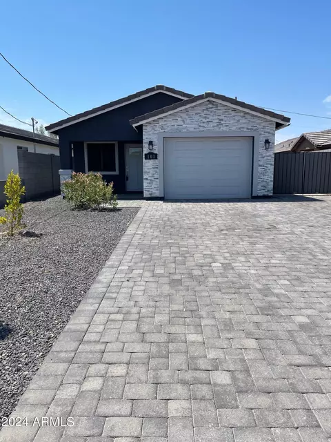 101 W Brooks St, Gilbert, AZ 85233