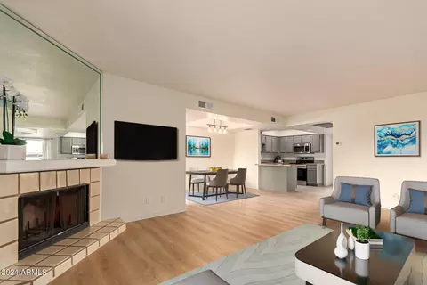 9450 N 94th Pl #107, Scottsdale, AZ 85258