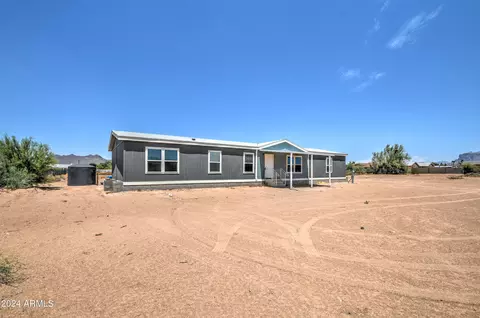 3062 W Smoketree St, Apache Junction, AZ 85120 photo 2