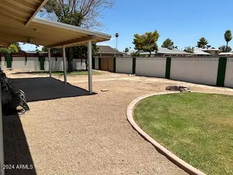 3349 W Crocus Dr, Phoenix, AZ 85053 photo 5