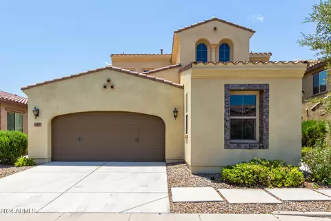 147 E Carob Dr, Chandler, AZ 85286