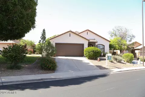 6137 E Roland St, Mesa, AZ 85215
