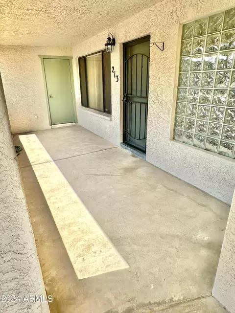 214 E Ruth Ave #213, Phoenix, AZ 85020 photo 4