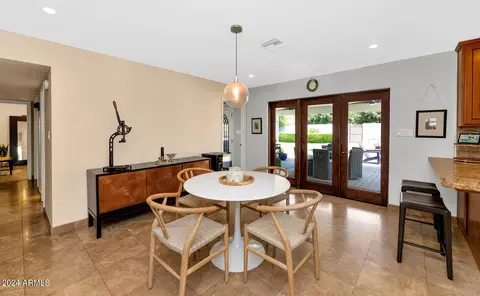 5418 E Cheery Lynn Rd, Phoenix, AZ 85018 photo 13