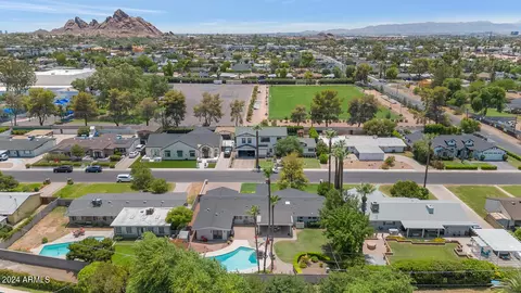 5418 E Cheery Lynn Rd, Phoenix, AZ 85018 photo 37
