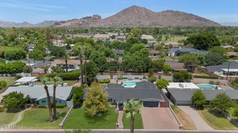 5418 E Cheery Lynn Rd, Phoenix, AZ 85018 photo 6