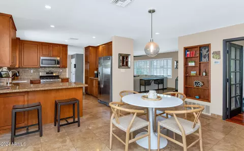 5418 E Cheery Lynn Rd, Phoenix, AZ 85018 photo 5