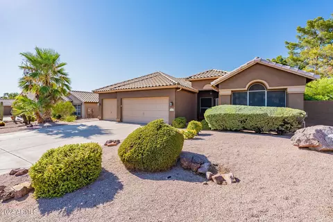 6146 E Quartz Cir, Mesa, AZ 85215 photo 2