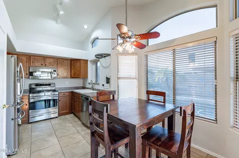 1774 E Del Rio St, Gilbert, AZ 85295 photo 7