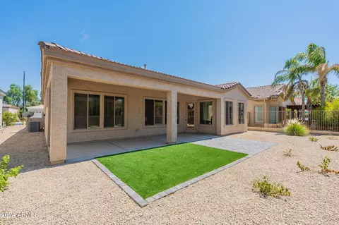 4250 E Blue Spruce Ln, Gilbert, AZ 85297 photo 5