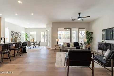 4250 E Blue Spruce Ln, Gilbert, AZ 85297 photo 9