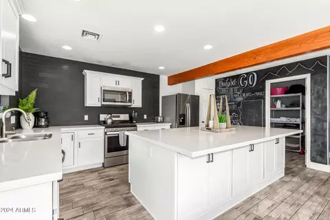 4111 E Roma Ave, Phoenix, AZ 85018 photo 12