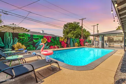 4111 E Roma Ave, Phoenix, AZ 85018