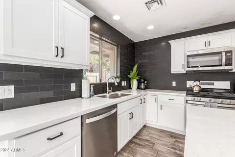 4111 E Roma Ave, Phoenix, AZ 85018 photo 13