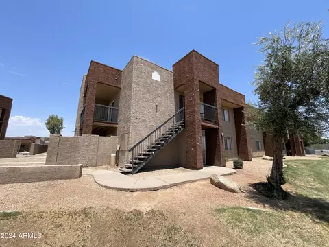 3810 N Maryvale Pkwy #2087, Phoenix, AZ 85031