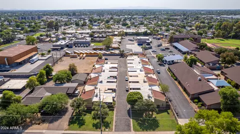 1143 E Rovey Ave, Phoenix, AZ 85014 photo 3