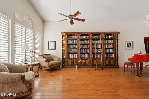 3038 E Thunderhill Pl, Phoenix, AZ 85048 photo 6