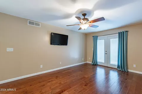5429 S Mitchell Dr, Tempe, AZ 85283 photo 14