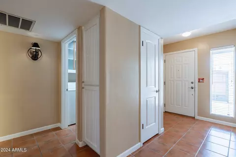 5429 S Mitchell Dr, Tempe, AZ 85283 photo 10