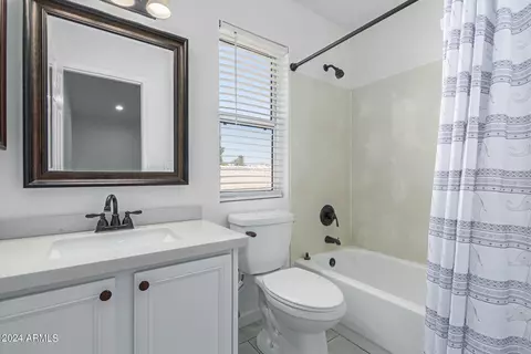 1403 E Beacon Dr, Gilbert, AZ 85234 photo 32
