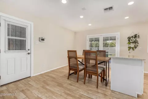 8214 W Weldon Ave, Phoenix, AZ 85033 photo 9