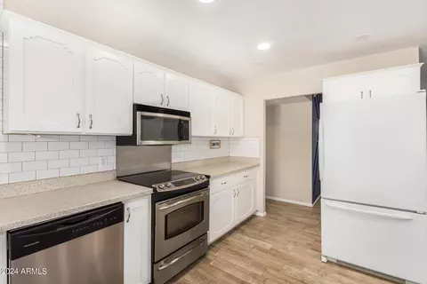 8214 W Weldon Ave, Phoenix, AZ 85033 photo 12