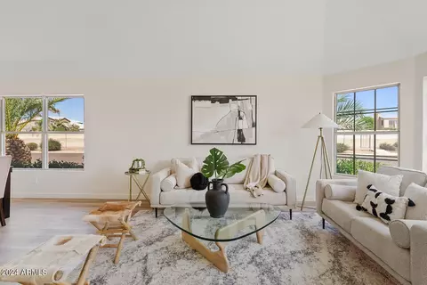 4511 E Bighorn Ave, Phoenix, AZ 85044 photo 3